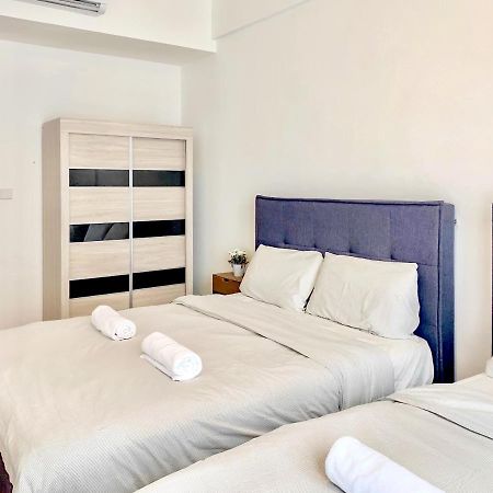 Georgetown Tropicana 218 Apartment Bagian luar foto